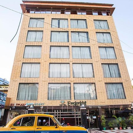 Hotel Emerald Calcutta  Esterno foto
