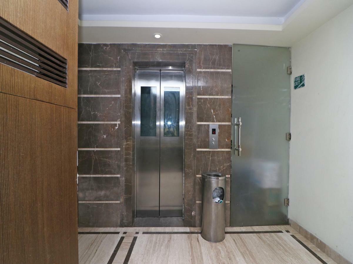 Hotel Emerald Calcutta  Esterno foto