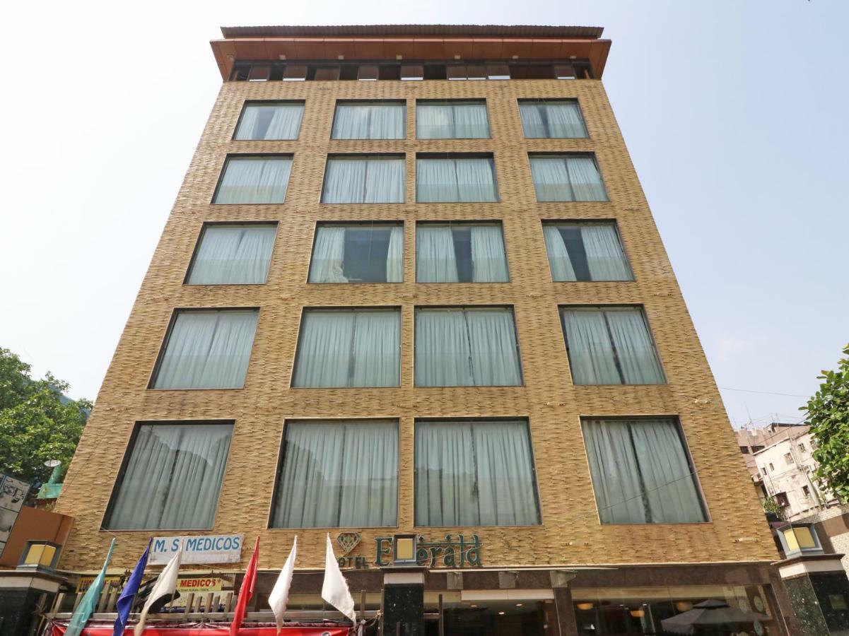 Hotel Emerald Calcutta  Esterno foto
