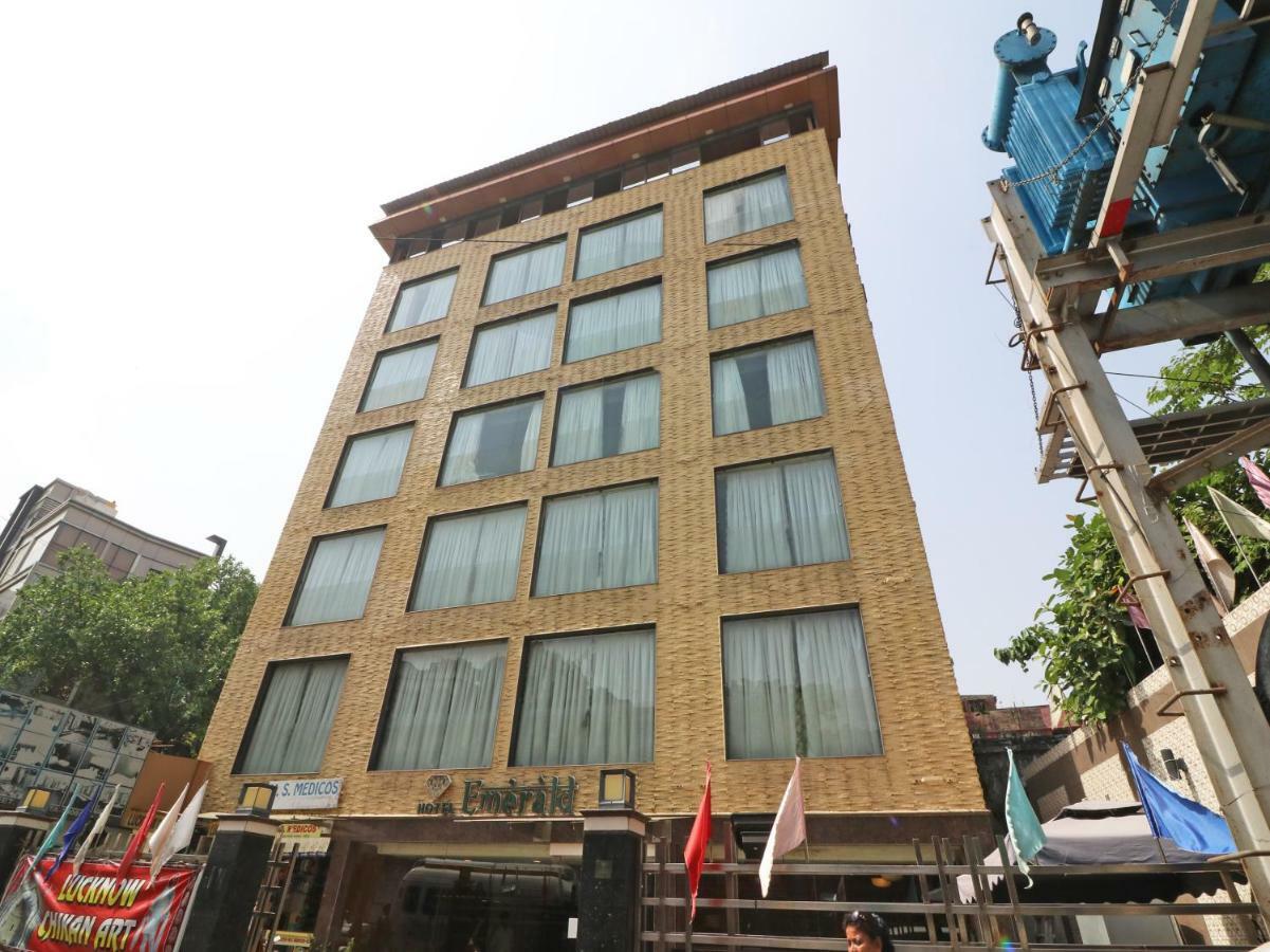 Hotel Emerald Calcutta  Esterno foto